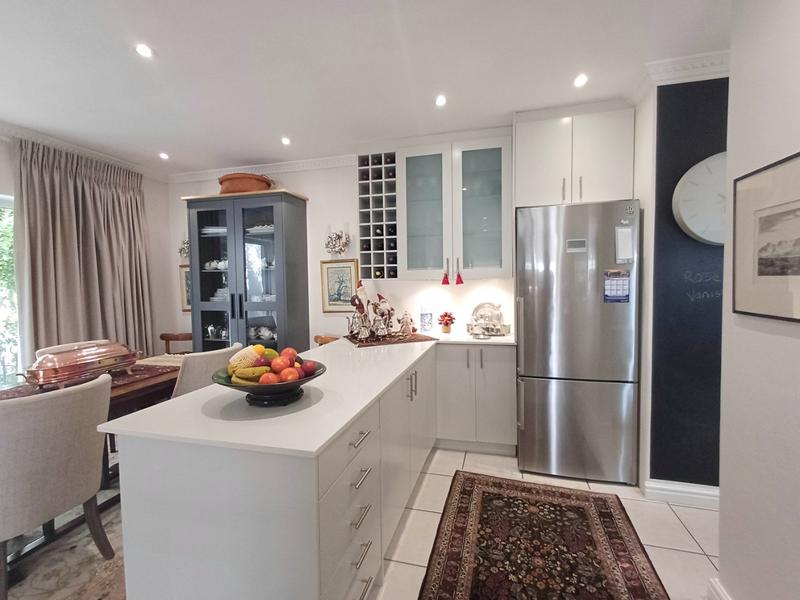 3 Bedroom Property for Sale in Van Riebeeckshof Western Cape